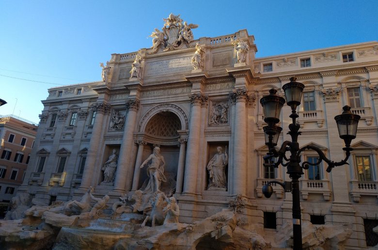 ghid muzee Roma | Fontana di Trevi | Italia | Roma | atractii Roma | obiective turistice Roma |