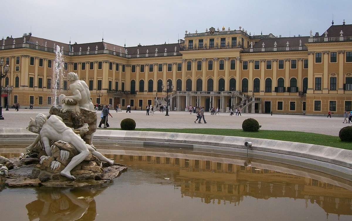 Zboruri cu 10 euro | Viena | palatul schonbrunn | Austria | zboruri Austria | 