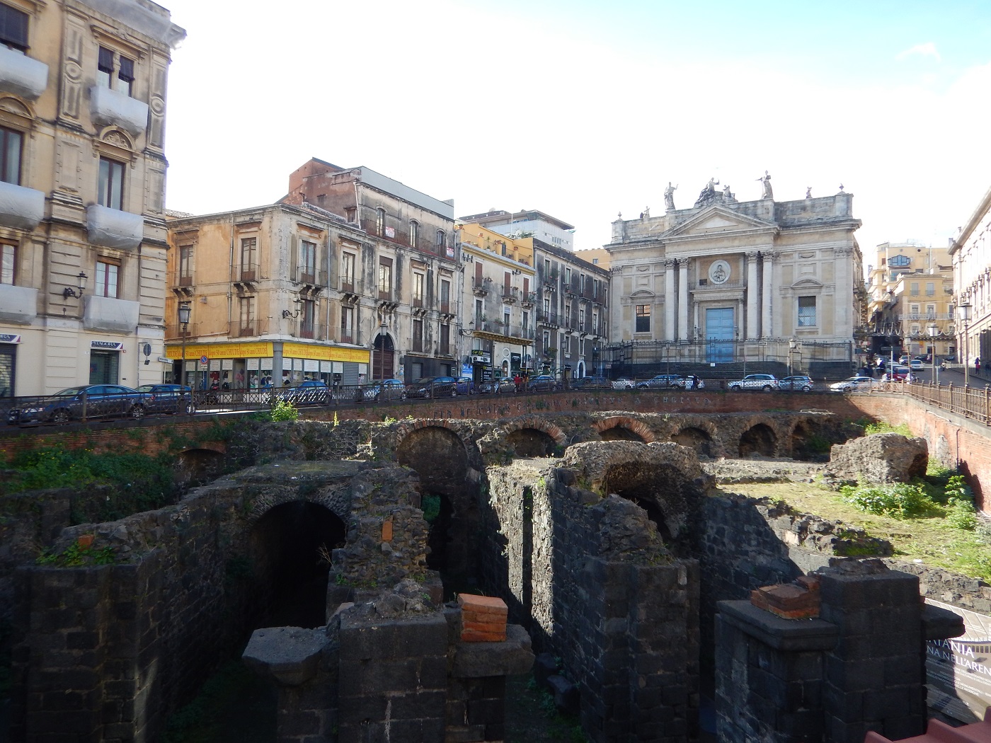 amfiteatrul roman | amfiteatru Catania |