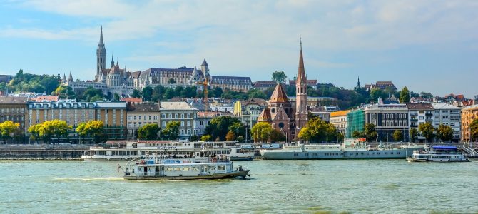 Budapesta in iunie cu 296 euro (zbor si cazare cu toate mesele incluse) Budapesta in iunie cu 296 euro (zbor si cazare cu toate mesele incluse)