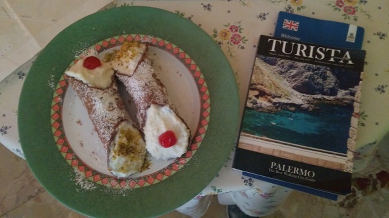 cannoli Palermo | cannoli | Palermo food | Sicilia gastronomie |