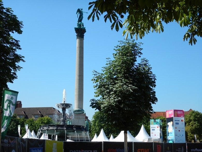 schlossplatz stuttgart | piata stuttgart |