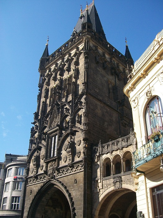Turnul Pulberariei | atractii Praga | Calatorul multumit