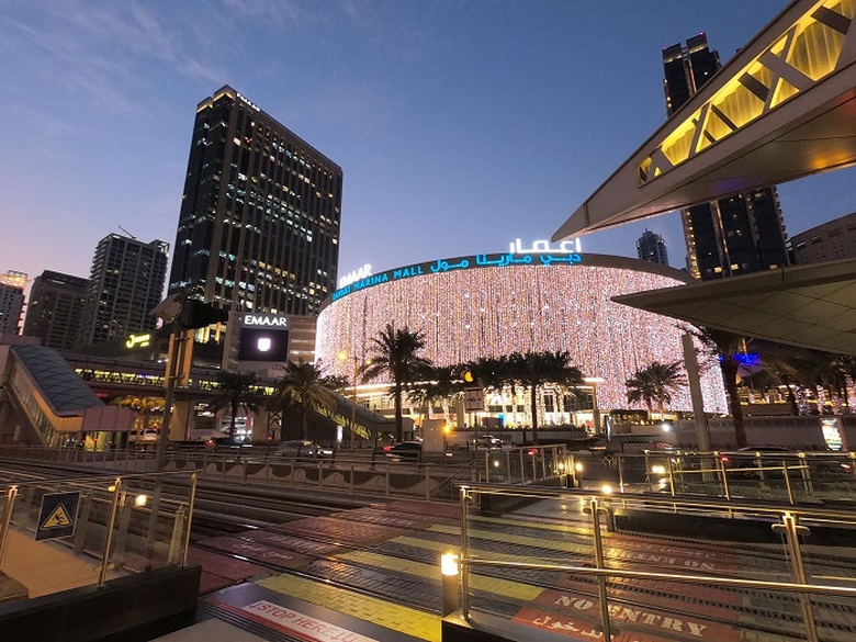 Dubai Marina Mall | shopping Dubai |