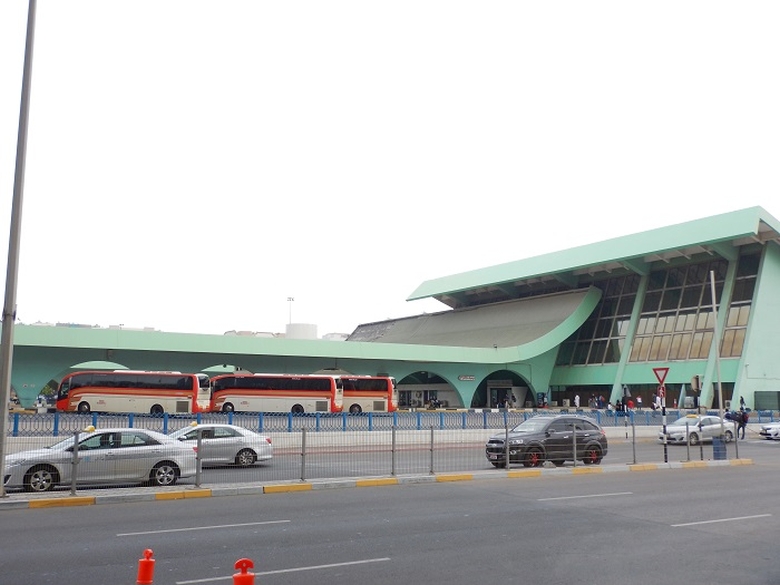 Bus station Abu Dhabi | statia de autobuze Abu Dhabi | terminal Abu Dhabi |