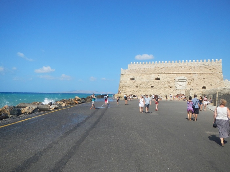Heraklion Creta | Fortareata Heraklion | Calatorul multumit |