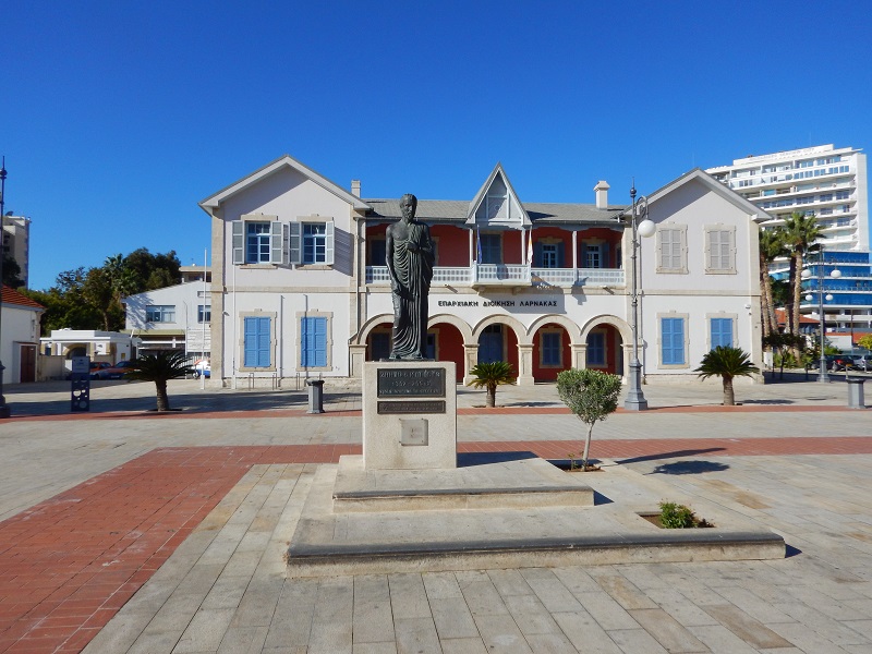 Finikoudes Promenade | Larnaca Cipru |