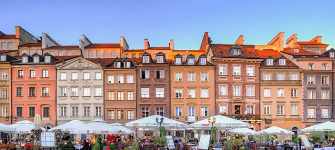 8 martie la Varsovia cu 191 euro (zbor + hotel 4 * cu mic dejun inclus) 8 martie la Varsovia cu 191 euro (zbor + hotel 4 * cu mic dejun inclus)