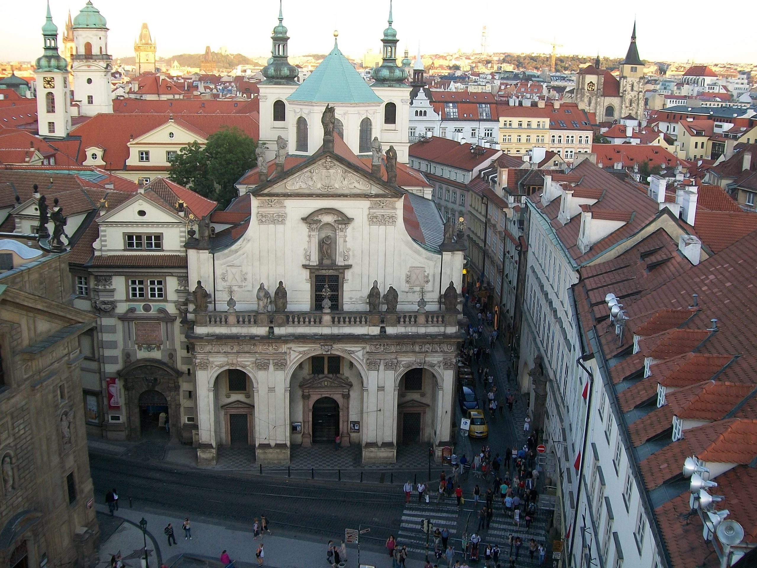 piata de craciun | praga | calatorul multumit