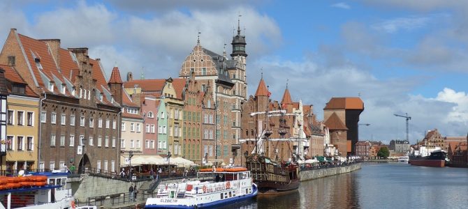 1 mai la Gdansk cu 224 euro (zbor si cazare 5 nopti cu mic dejun inclus) 1 mai la Gdansk cu 224 euro (zbor si cazare 5 nopti cu mic dejun inclus)