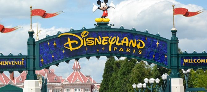 Frozen Celebration la Disneyland Paris cu 178 euro (zbor, cazare 3 nopti cu mic dejun) Frozen Celebration la Disneyland Paris cu 178 euro (zbor, cazare 3 nopti cu mic dejun)