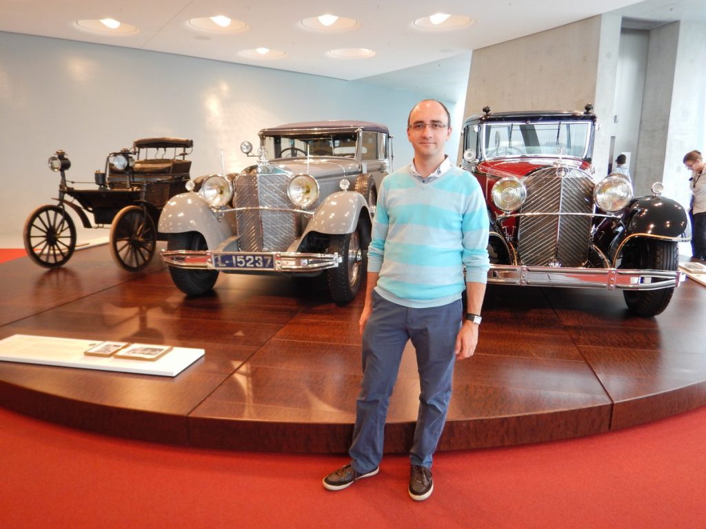 Muzeu Mercedes Calatorul Multumit