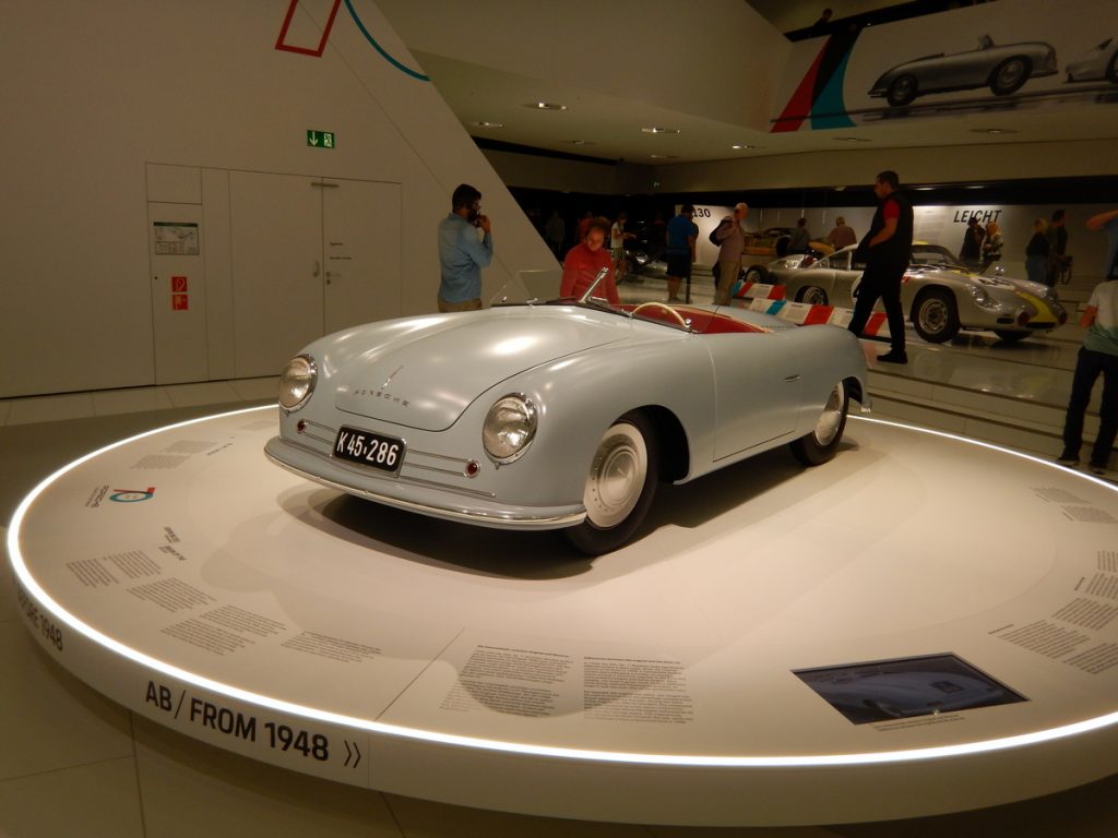 Muzeu Porsche Calatorul multumit