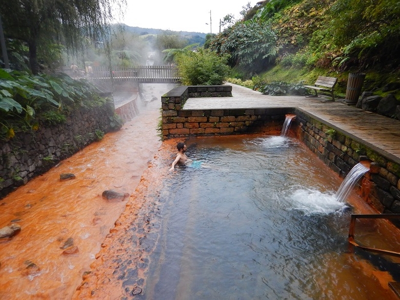 Poca Beija Azore | piscina termala | ape termale Azore |  Calatorul Multumit in Azore |