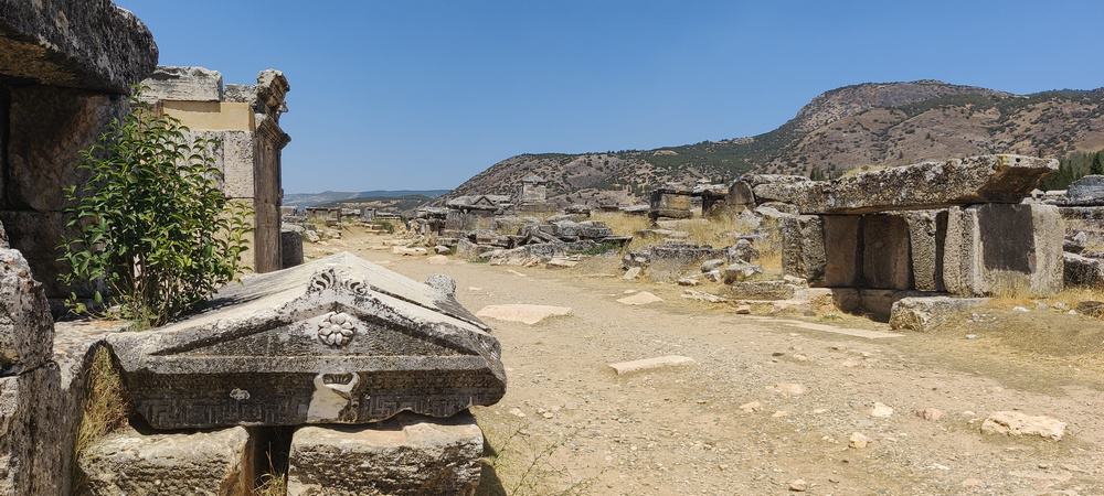 Bazilica si baile romane | interior in Hierapolis | Hierapolis Pamukkale |