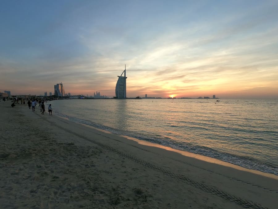 Plaja Jumeirah Dubai | plaja cu nisip | Burj al Arab | plaja cu priveliste Dubai |