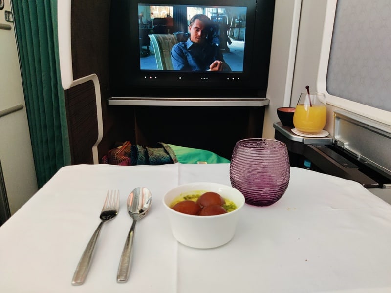 desert business class qatar airways | meniu business class qatar | ce poti manca la business class |