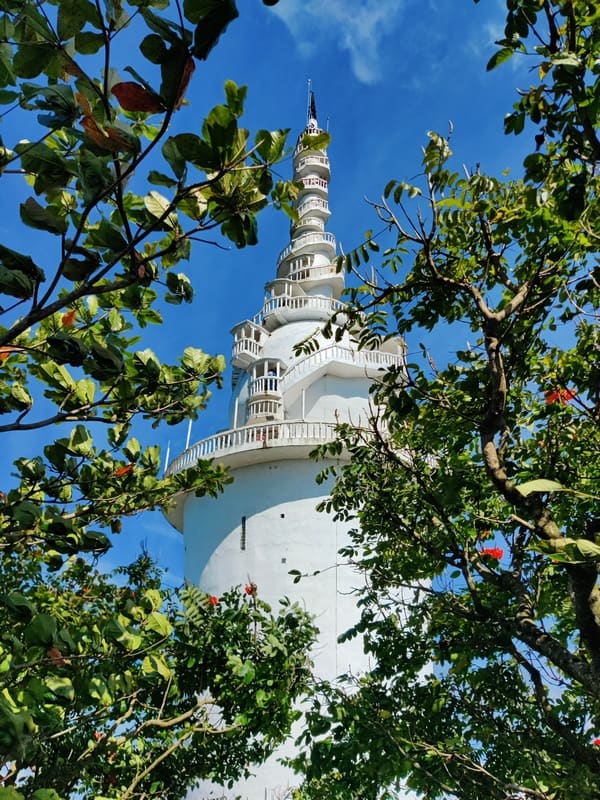 turnul ambuluwawa | atractii si obiective sri lanka | panorame sri lanka |